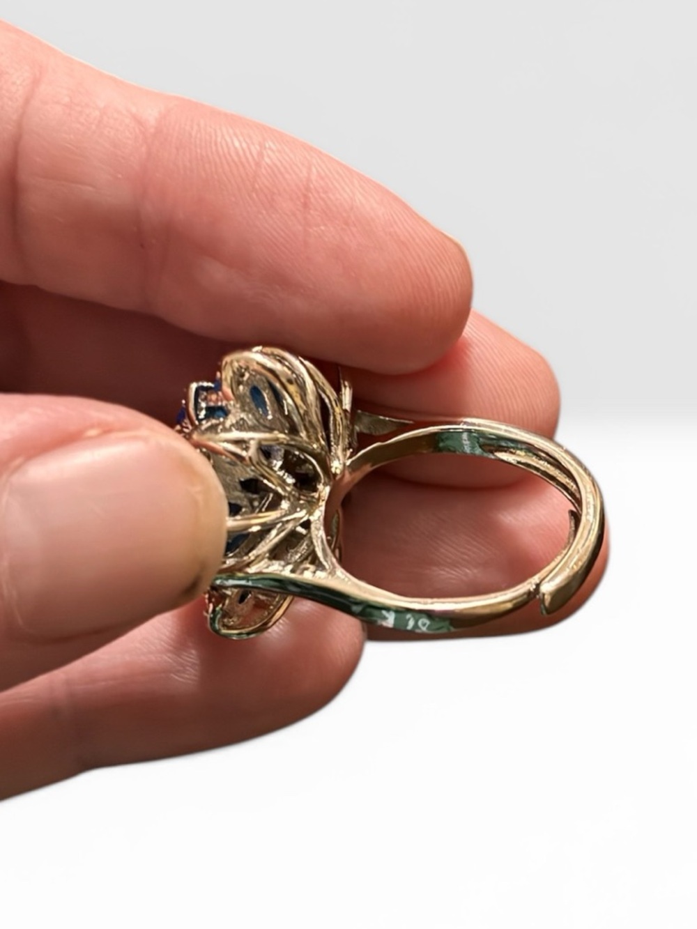 Blue Adjustable Floral Zircon Inlaid Ring - Picture 2 of 3